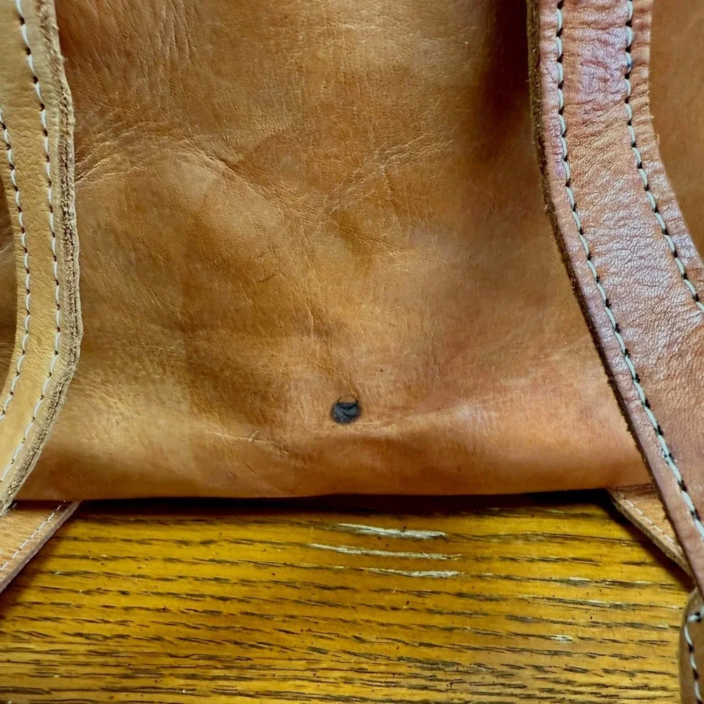 Conc Vintage Tan Brown Leather Backpack Rucksack Daypack 916513A‎ Buckle Detail